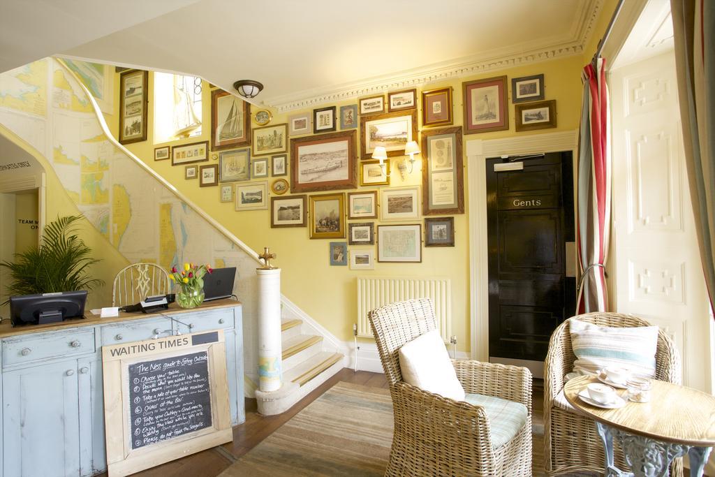 The Ness Bed & Breakfast Тинмут Екстериор снимка
