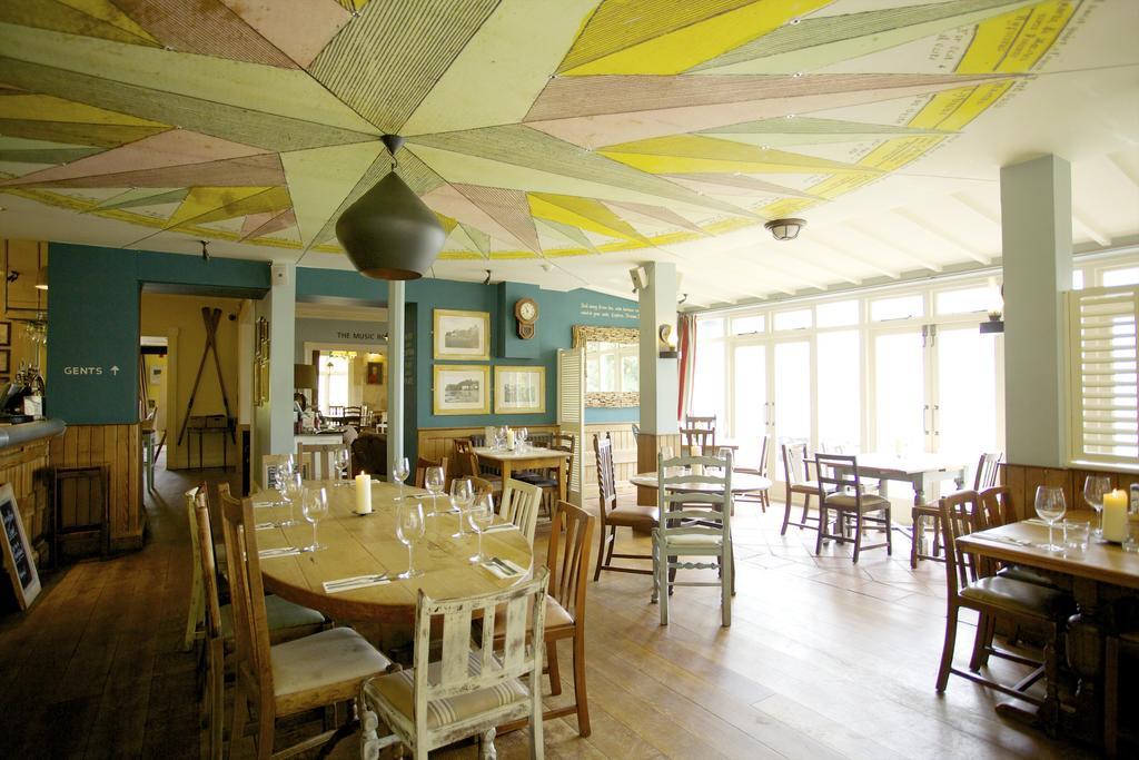 The Ness Bed & Breakfast Тинмут Екстериор снимка