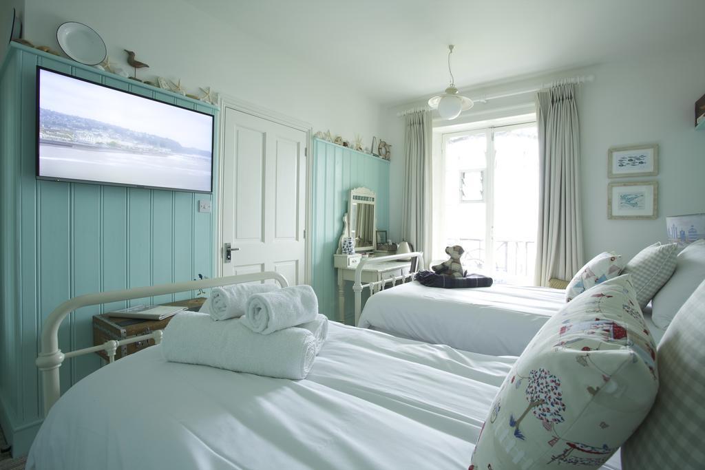 The Ness Bed & Breakfast Тинмут Екстериор снимка
